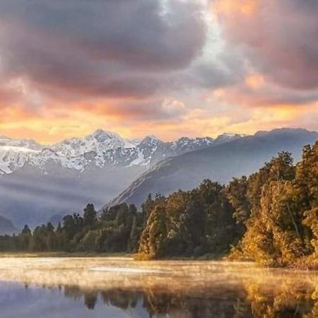 Misty Peaks Cottage Fox Glacier Exterior photo